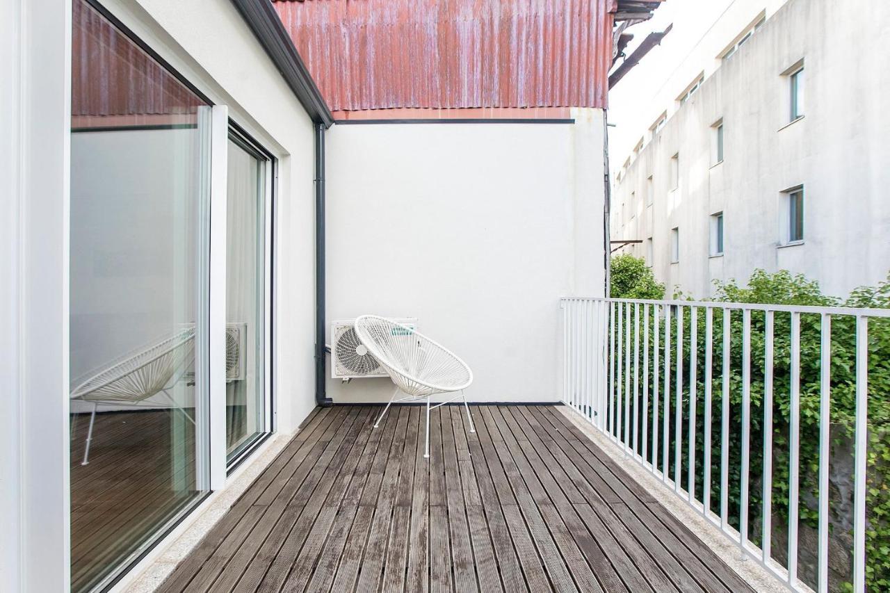 Lovelystay - Cozy 1Br In Santa Catarina W/ Balcony Порту Екстер'єр фото
