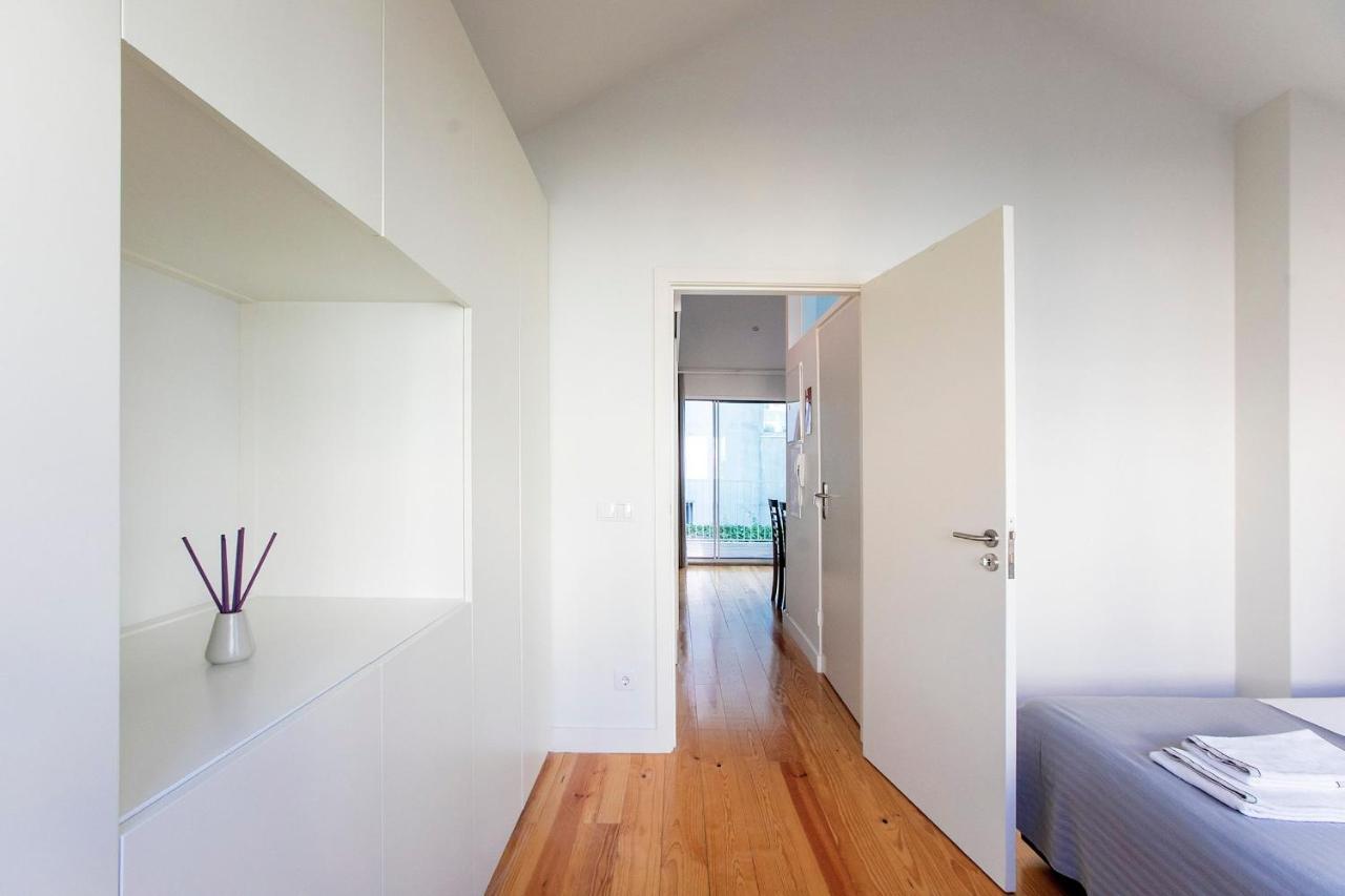 Lovelystay - Cozy 1Br In Santa Catarina W/ Balcony Порту Екстер'єр фото